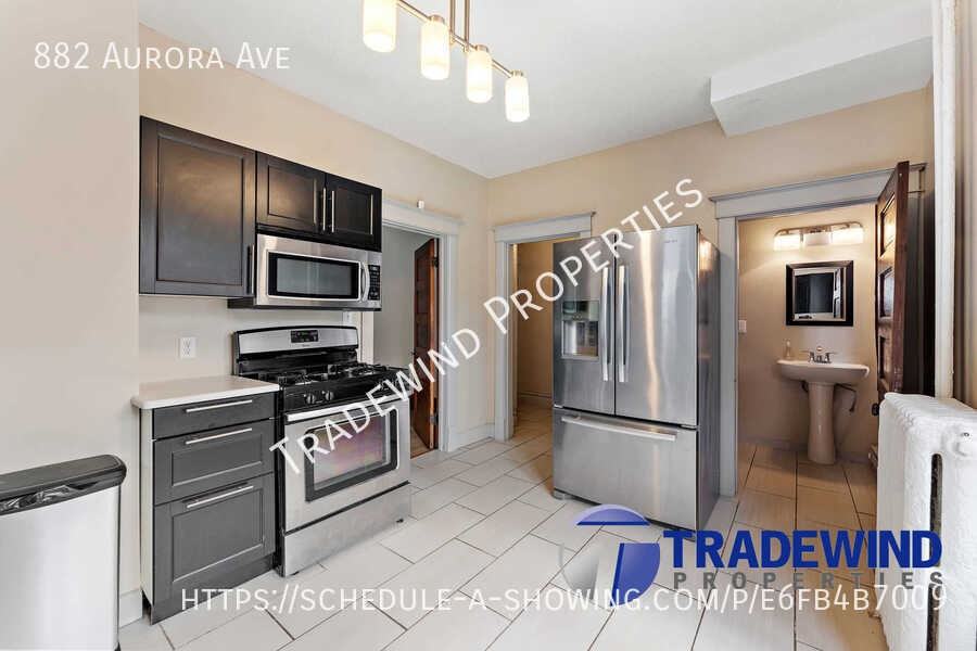 882 Aurora Ave - Photo 2 of 23