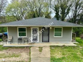 6303 Walden Ave #B - Photo 1 of 1