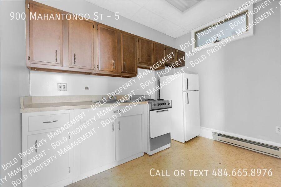 900 Mahantongo St #5 - Photo 5 of 33