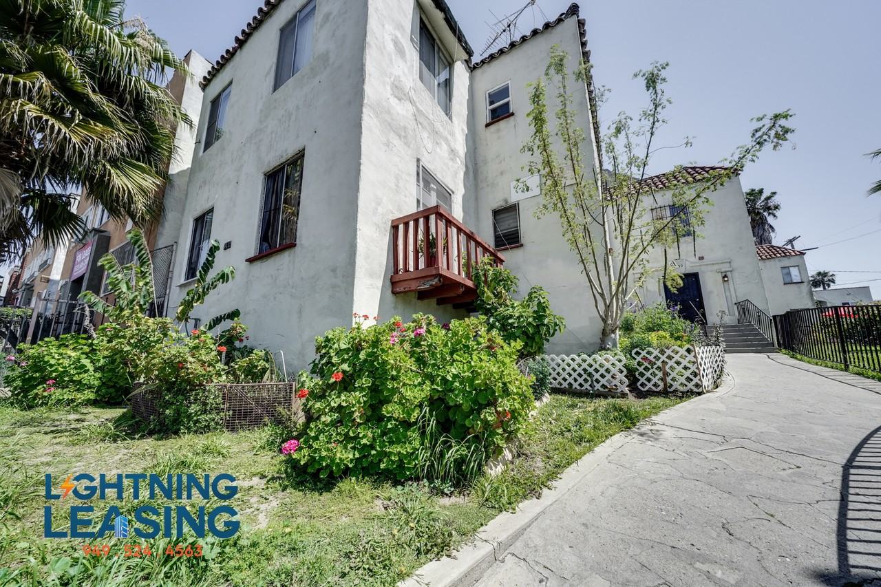 420 1/2 N Coronado St #103A - Photo 3 of 16