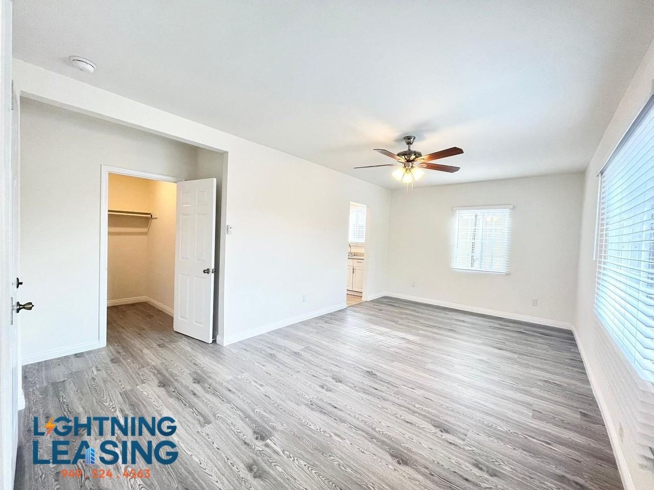 1865 W 11th St #5A - Photo 2 of 6