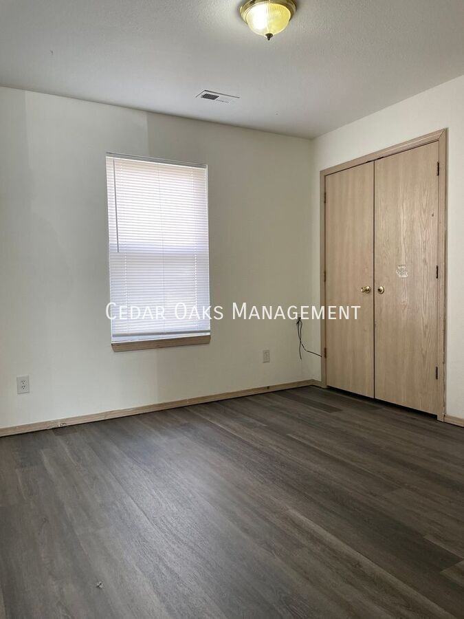 208 Josie Dr - Photo 6 of 10