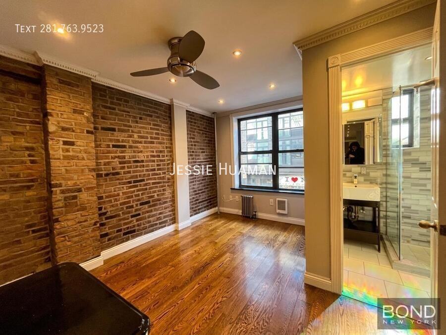 115 Mulberry St #2 - Photo 2 of 9