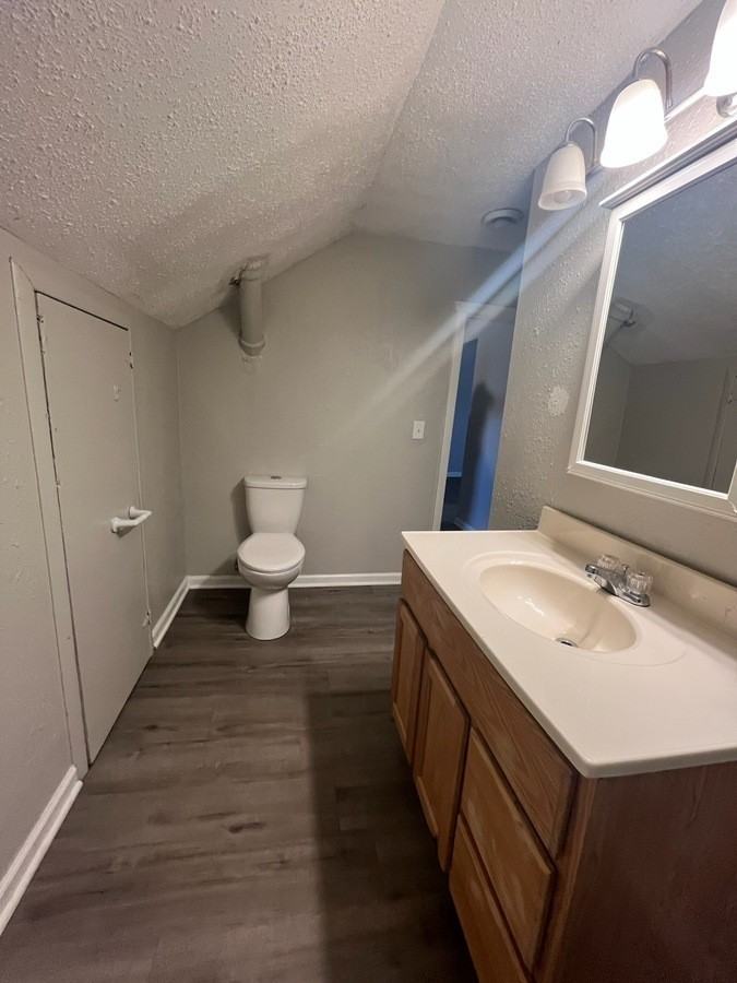 710 Watson St Sw - Photo 3 of 8