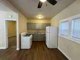 910 Sahwatch St #1 - Photo 1 of 1