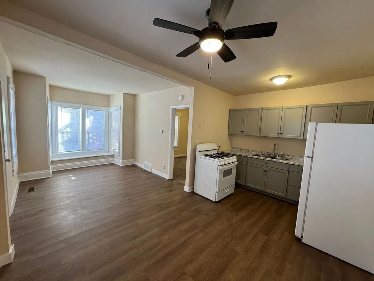 910 Sahwatch St #1 - Photo 2 of 18