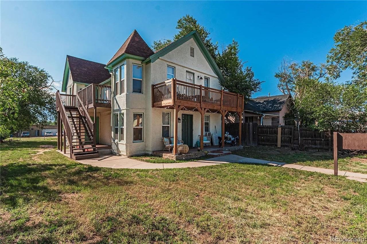 910 Sahwatch St - Photo 2 of 3