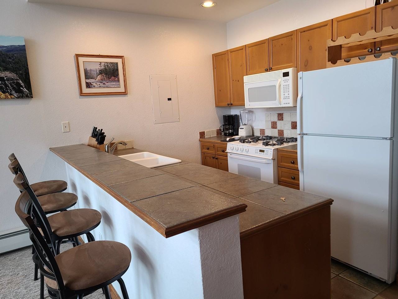 Chapel Square240 Chapel Place #327 - Photo 6 of 21