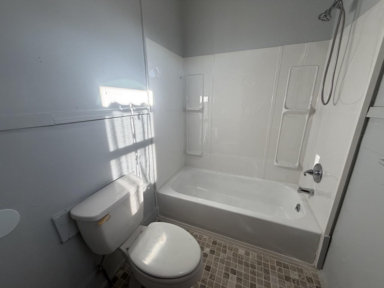 1519 E Fairchild St #E - Photo 4 of 15