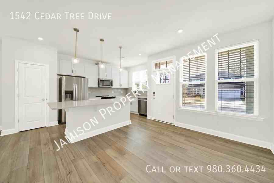 1542 Cedar Tree Dr - Photo 3 of 25