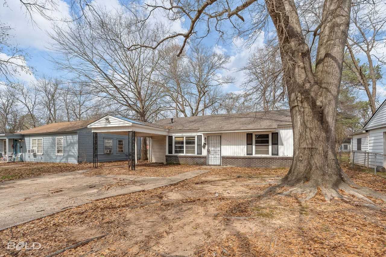 2740 Marquette St - Photo 3 of 3