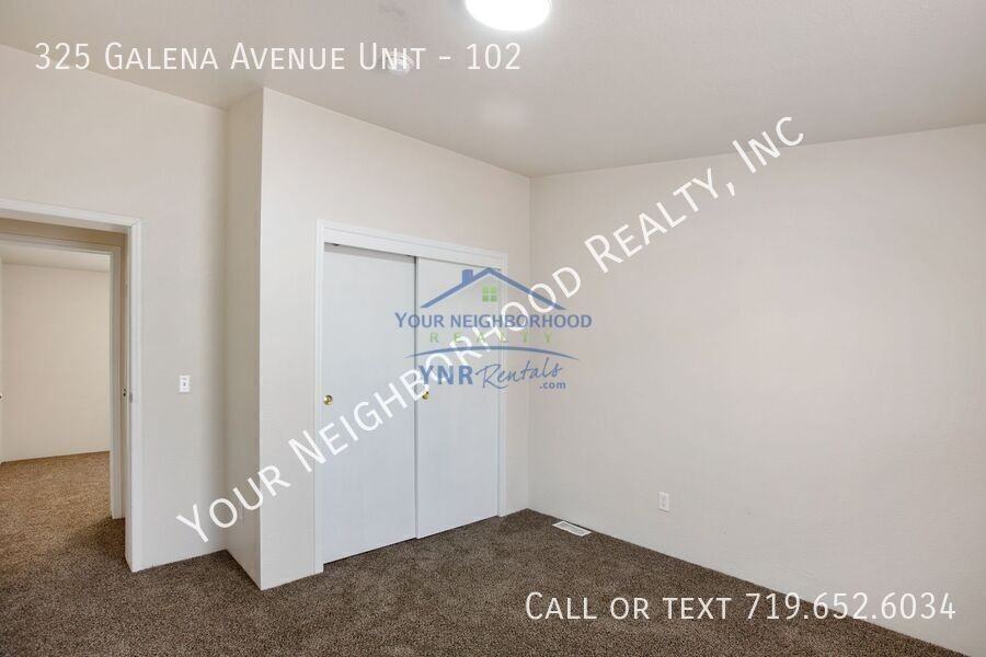 325 E Galena Ave #102 - Photo 5 of 12