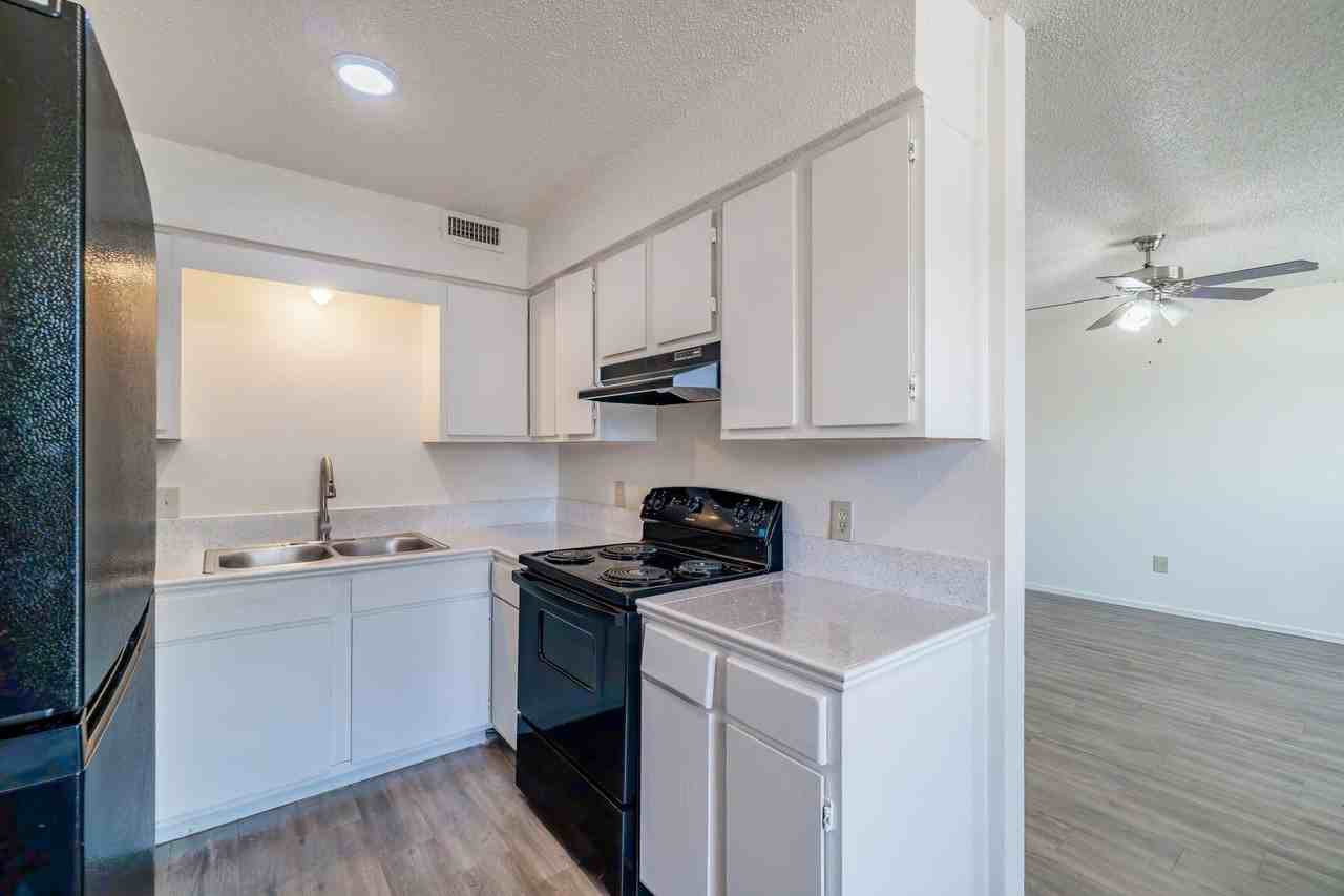 2024 Baldwin St #23 - Photo 6 of 11