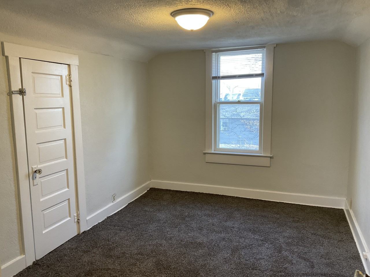 2206 Brown St #1 - Photo 5 of 13