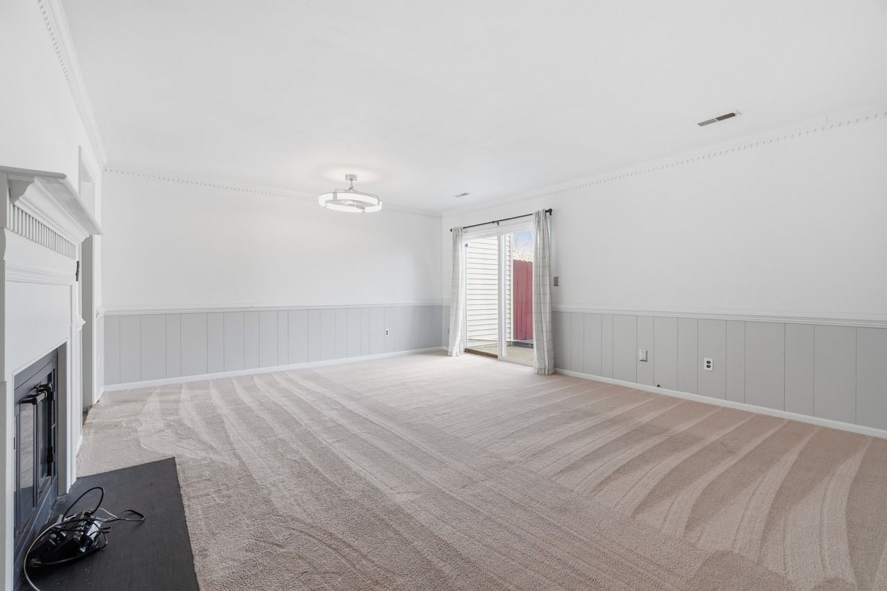 1328 Mill Lake Quarter - 1 #1 - Photo 6 of 45