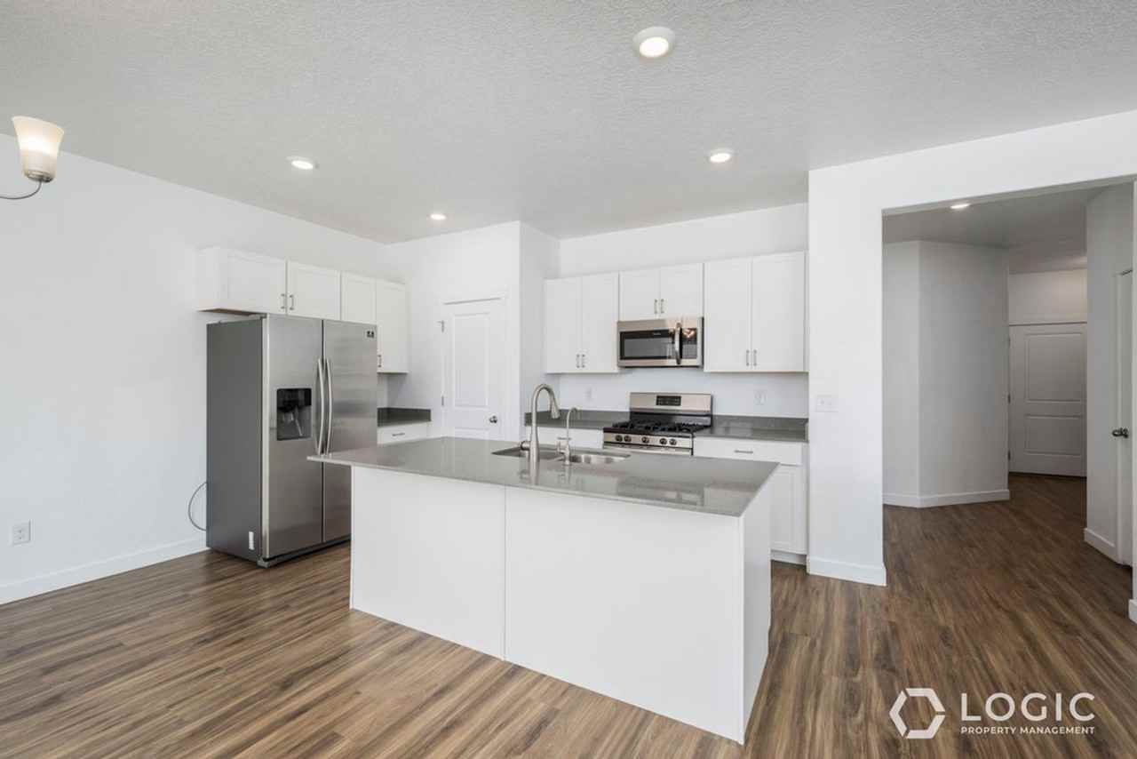 14817 S Pele Ln - Photo 7 of 22