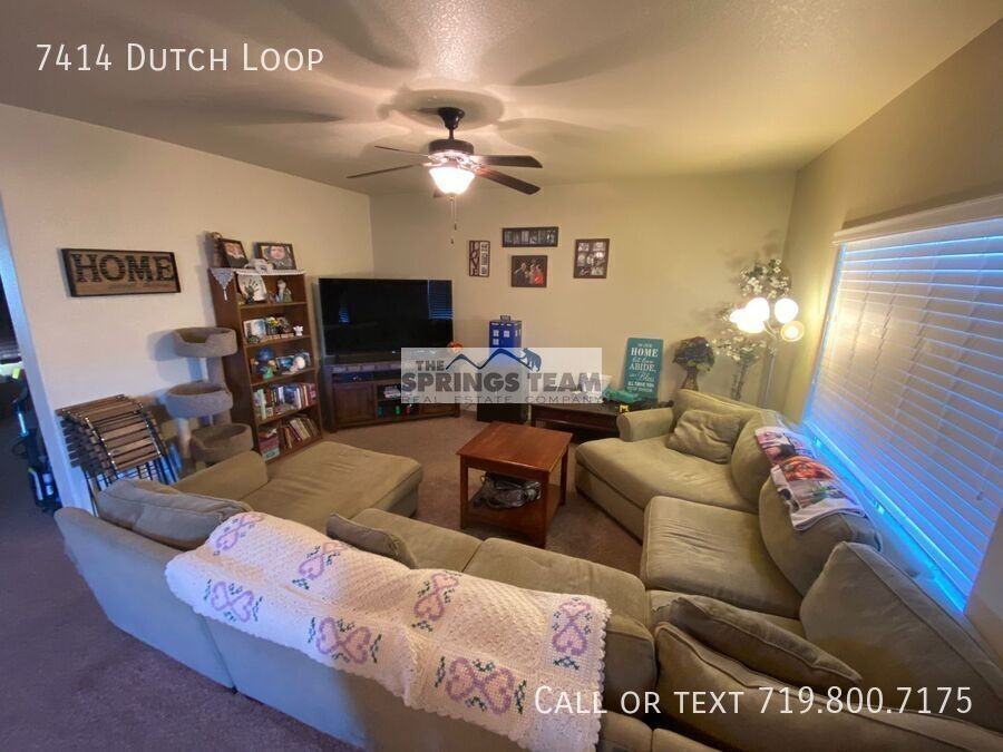 7414 Dutch Loop - Photo 3 of 8