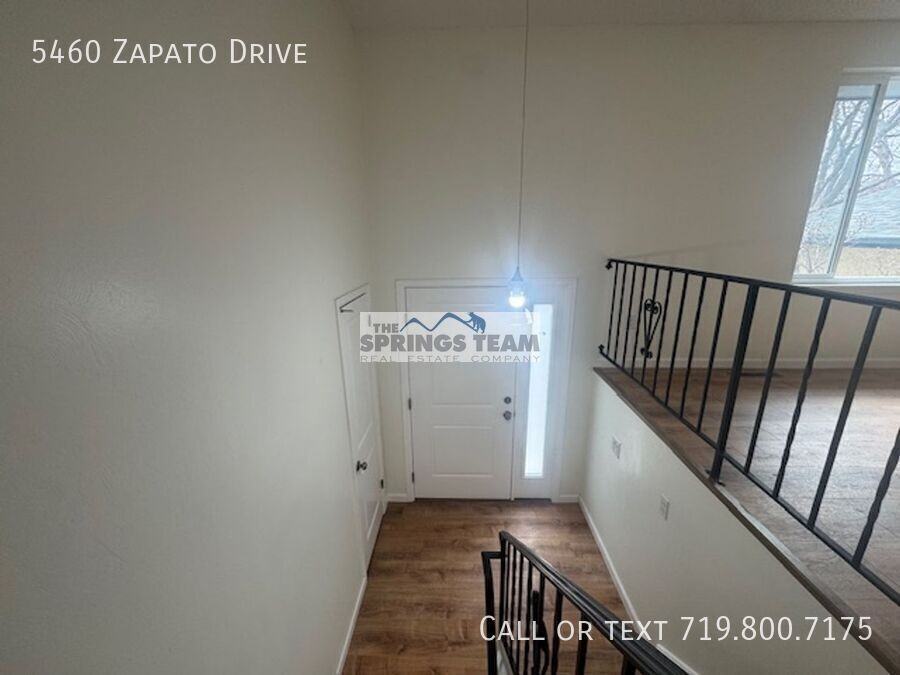 5460 Zapato Dr - Photo 3 of 26