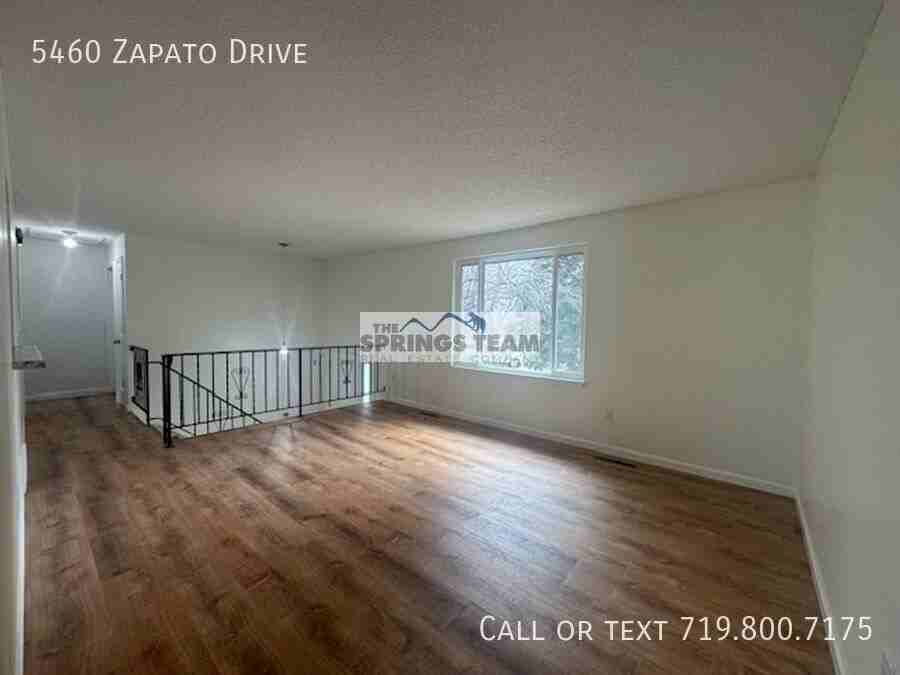 5460 Zapato Dr - Photo 5 of 26