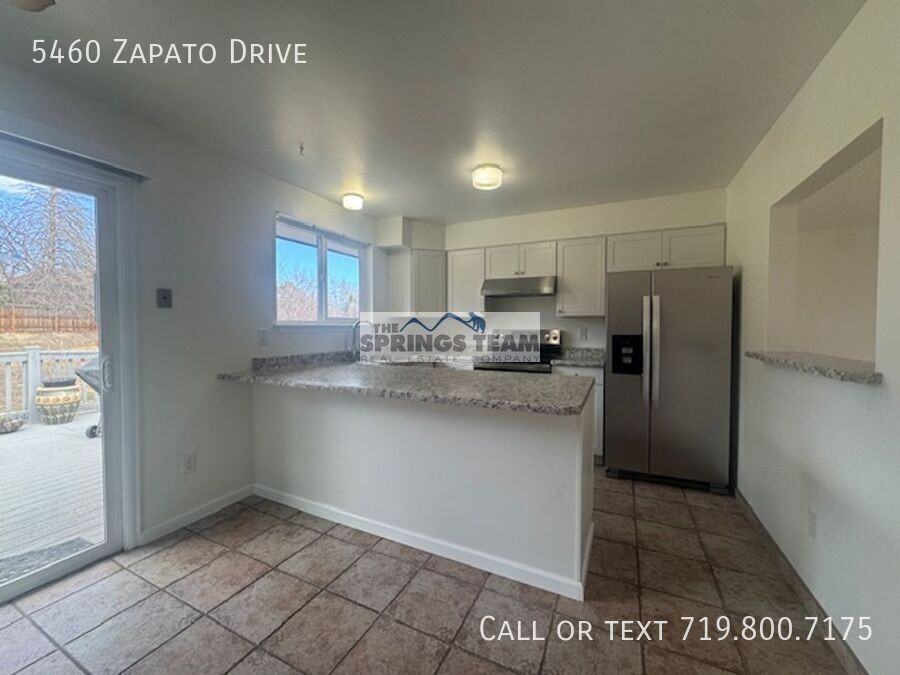 5460 Zapato Dr - Photo 6 of 26