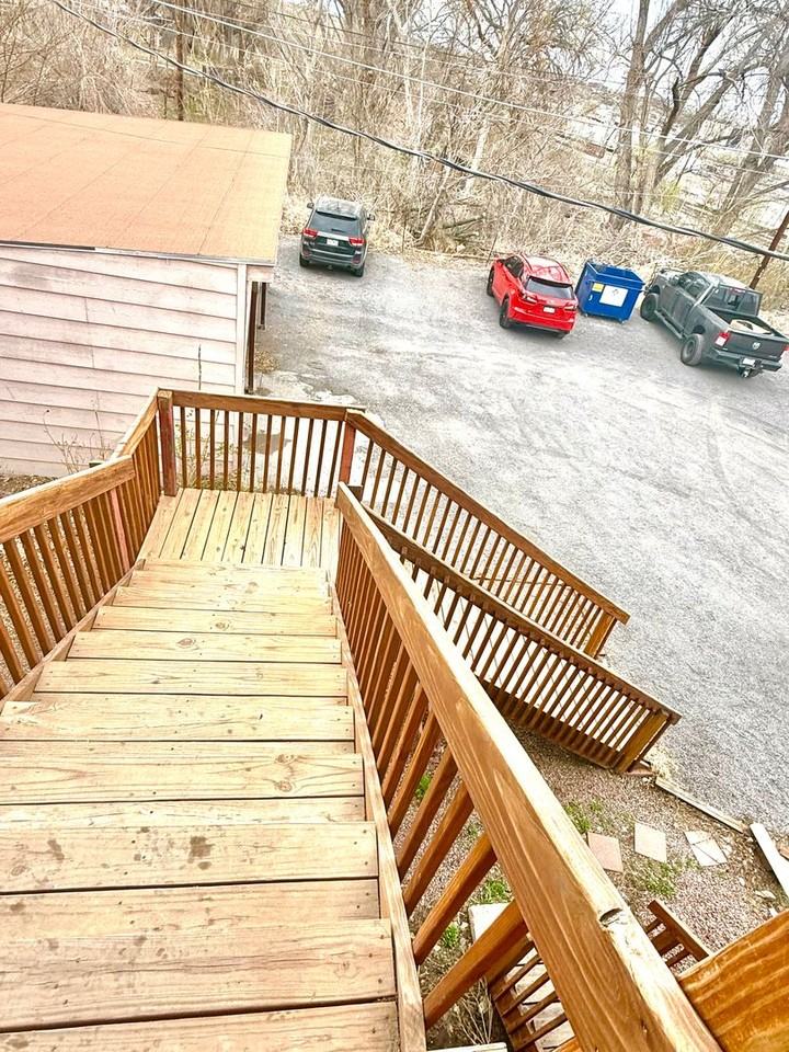 207 Midway Ave #6 - Photo 4 of 37