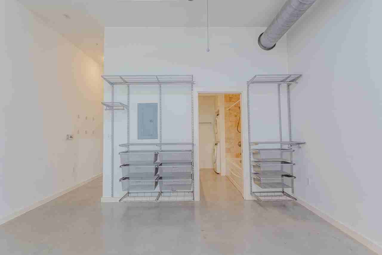 2235 E 6th St - Photo 2 of 16