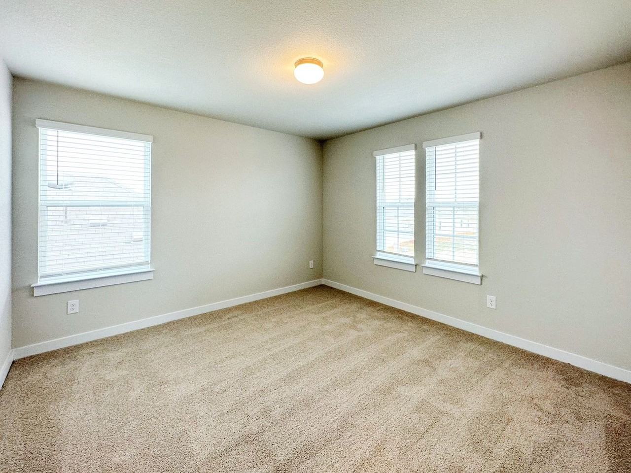 424 Hortus Dr - Photo 5 of 19