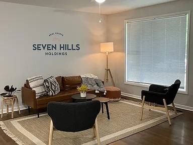 1264 W Moore St - Photo 3 of 15