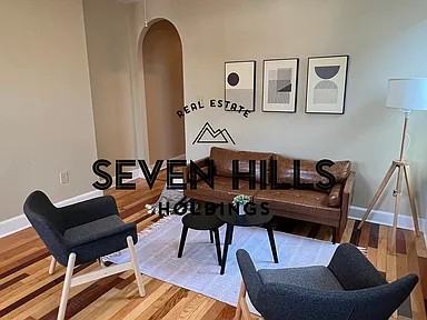 1114 W Clay St - Photo 3 of 12