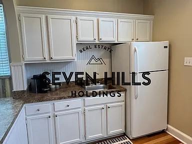 1114 W Clay St - Photo 6 of 12