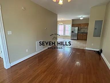 1517 W Leigh St - Photo 3 of 18