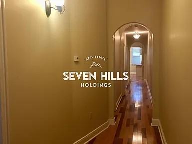 1110 W Clay St - Photo 2 of 10