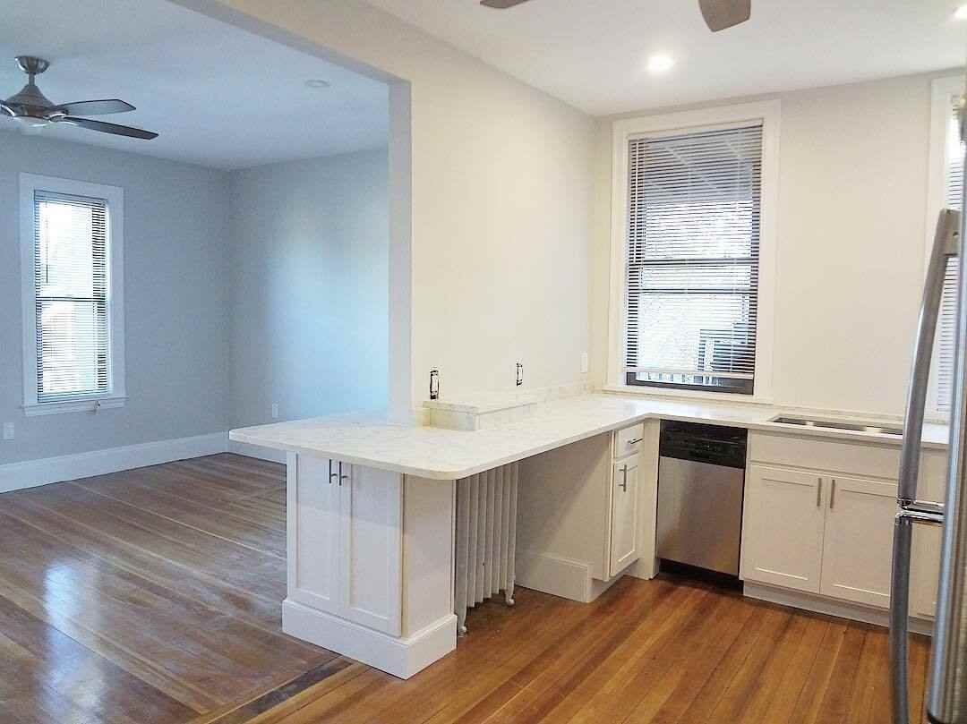 15, 17, 19 Seaverns Ave - Photo 4 of 21