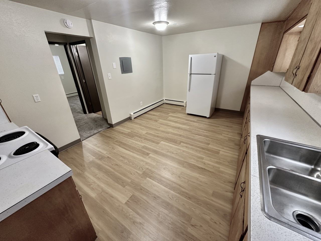 (24) 821 North Hoyt - Photo 2 of 14