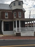 featured image of 400 N Loudoun St