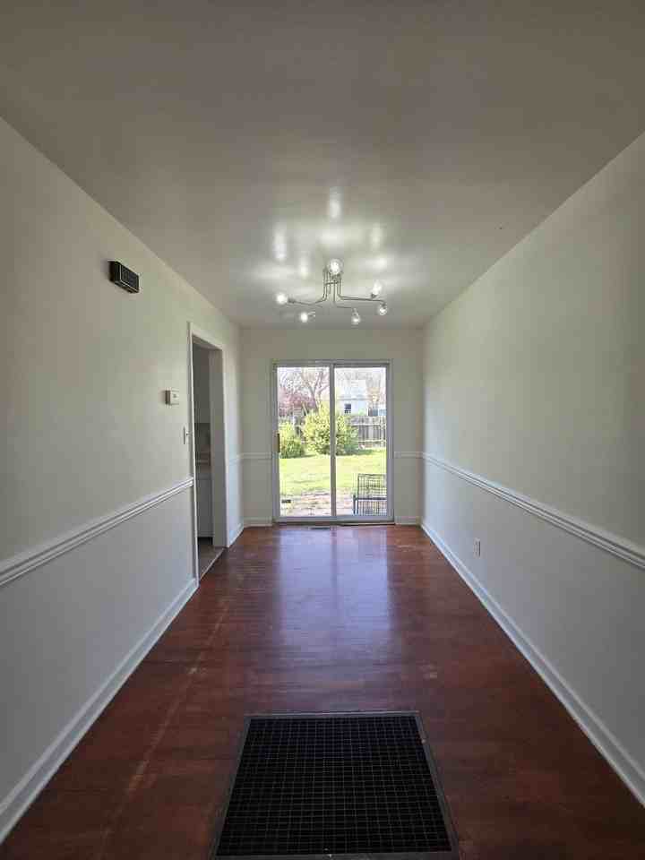 2248 E Aloma St #1 - Photo 6 of 23