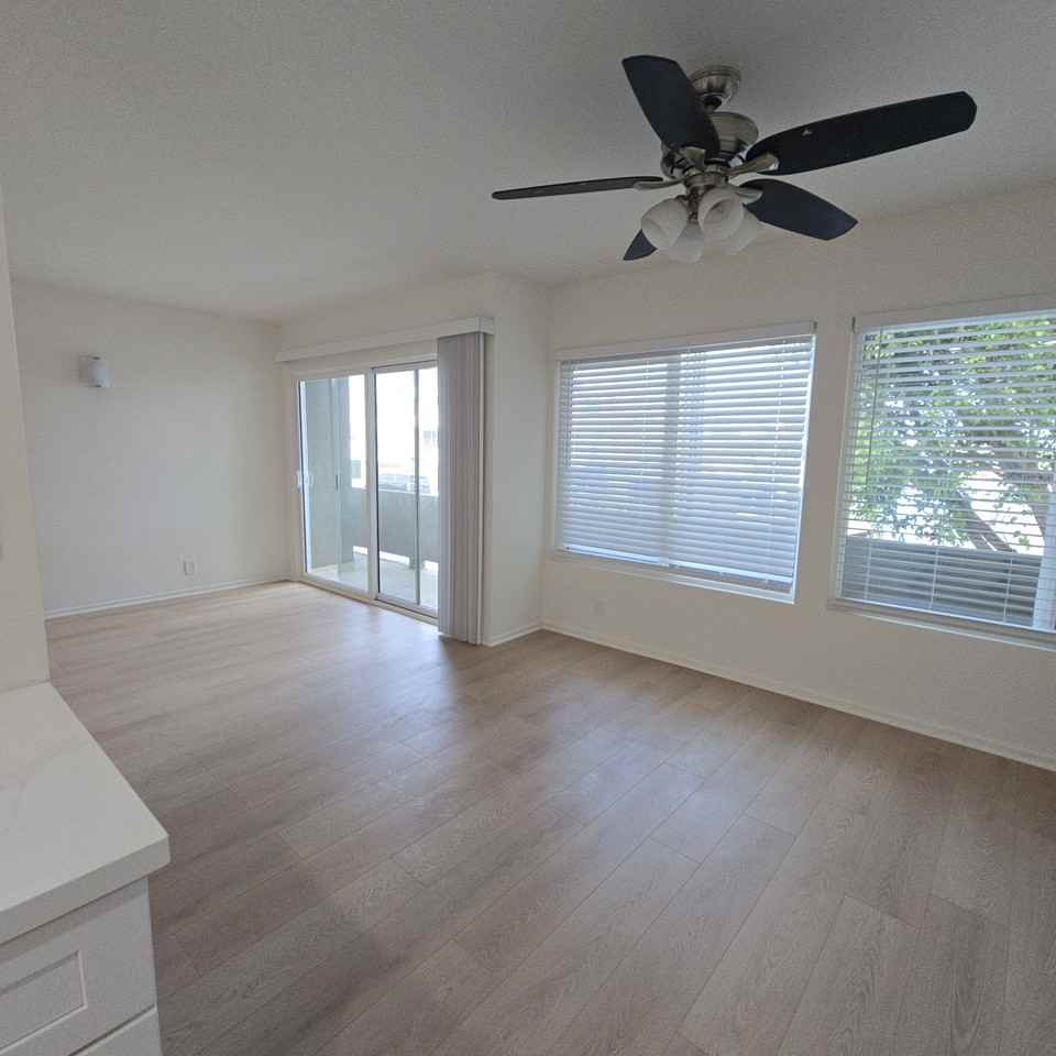 336 Culver Blvd #1 - Photo 5 of 10