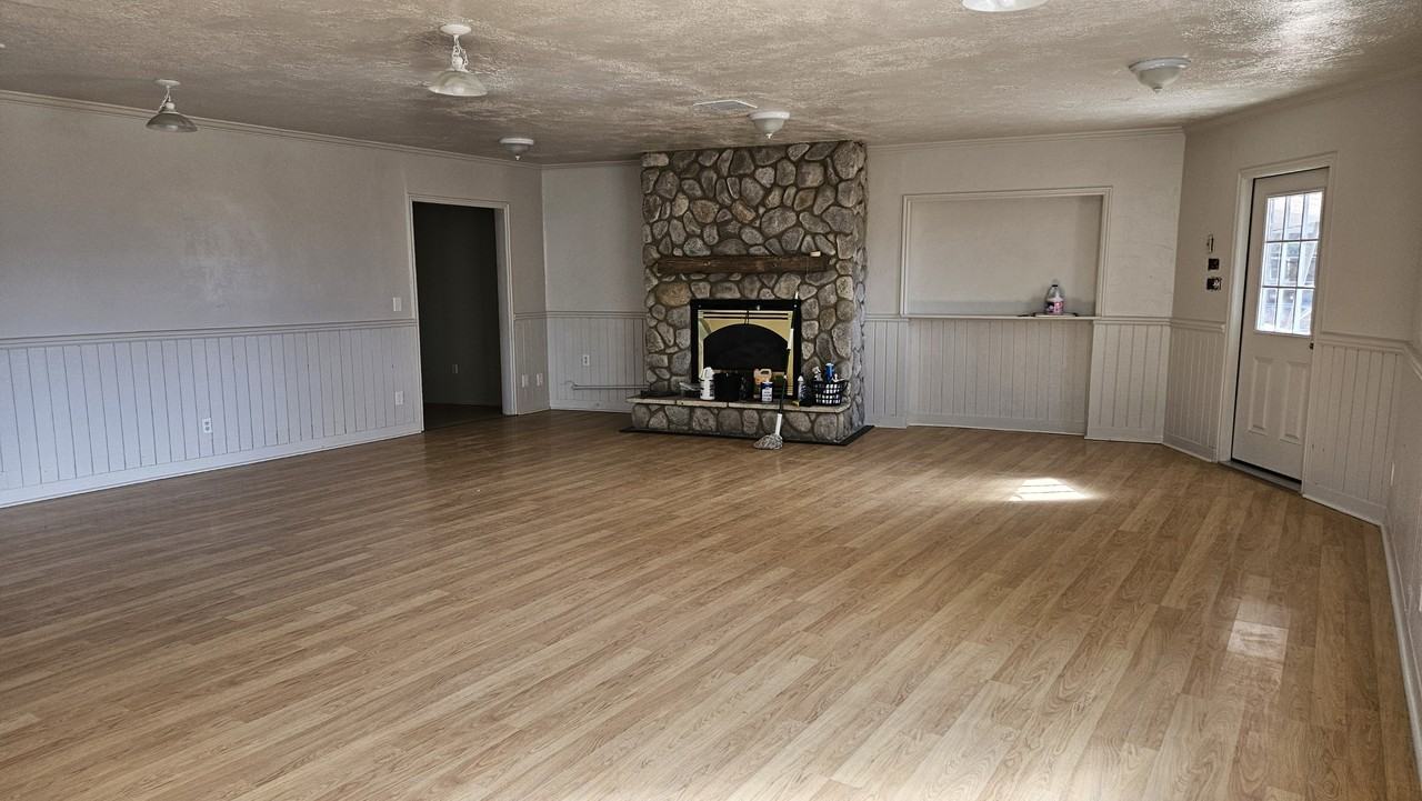 1180 Cove View Road - Photo 3 of 9