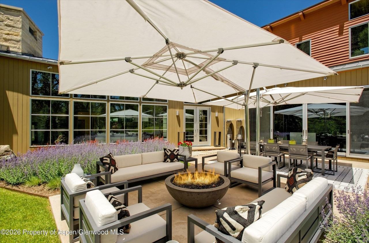 2556 Lower River Rd - Photo 6 of 50