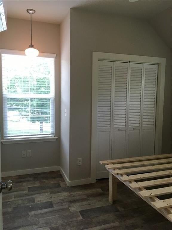 1639 W Stone St - Photo 5 of 9