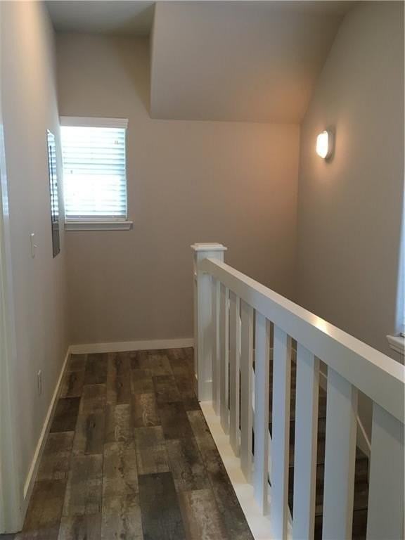 1639 W Stone St - Photo 6 of 9