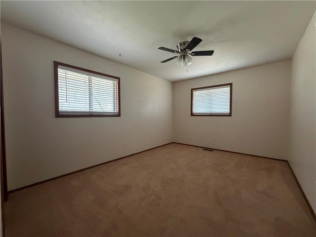 9108 Bluff Dr - Photo 7 of 16