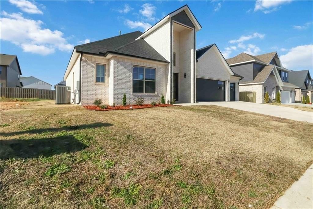 500 Apollo Dr - Photo 4 of 50