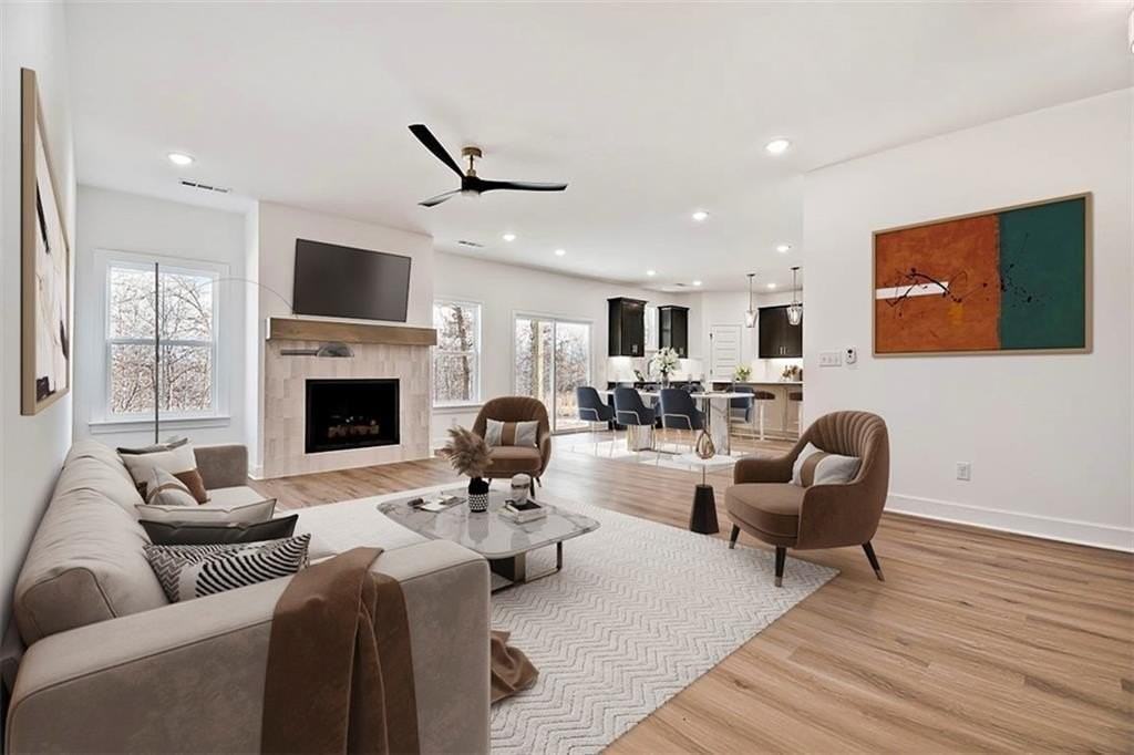 247 Kinross Dr - Photo 3 of 23