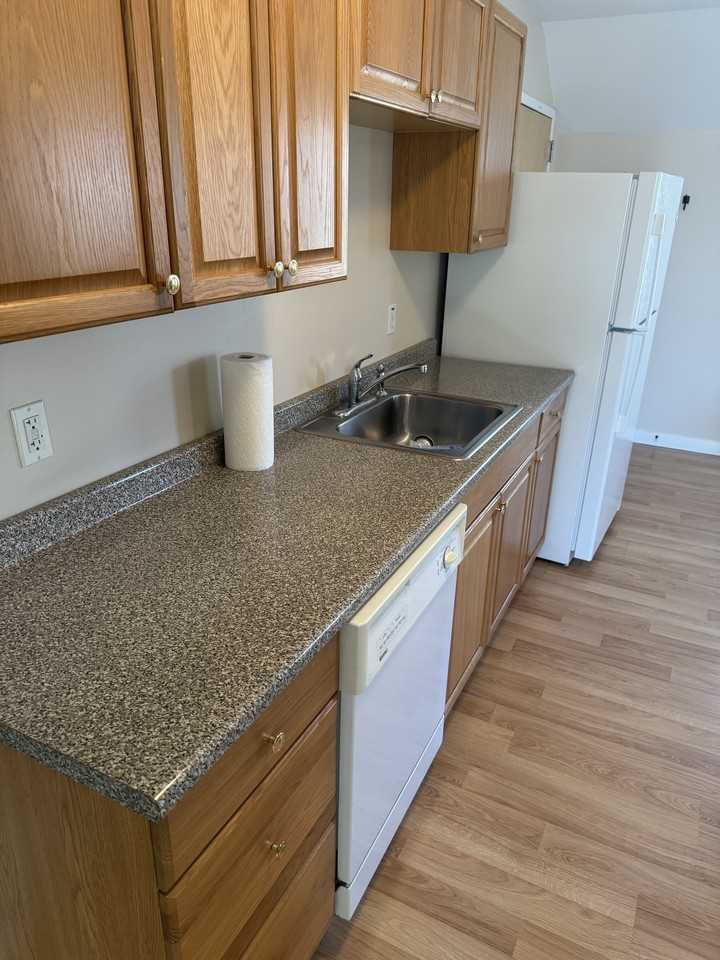 20 W Franklin Ave #A1 - Photo 6 of 14