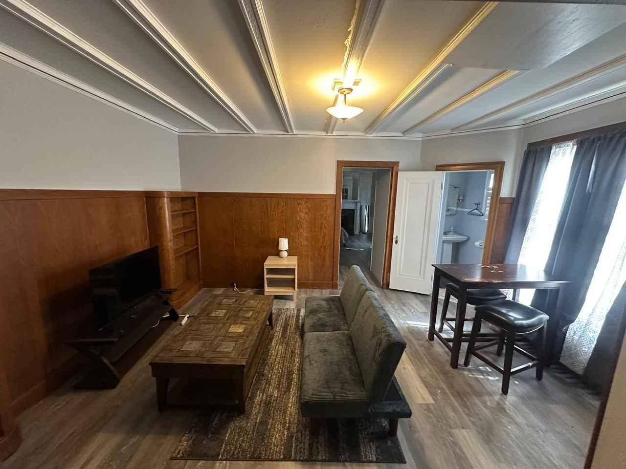 541 Myrtle Avenue - Photo 7 of 9