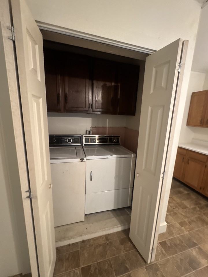 143 South Main Street - Photo 5 of 17