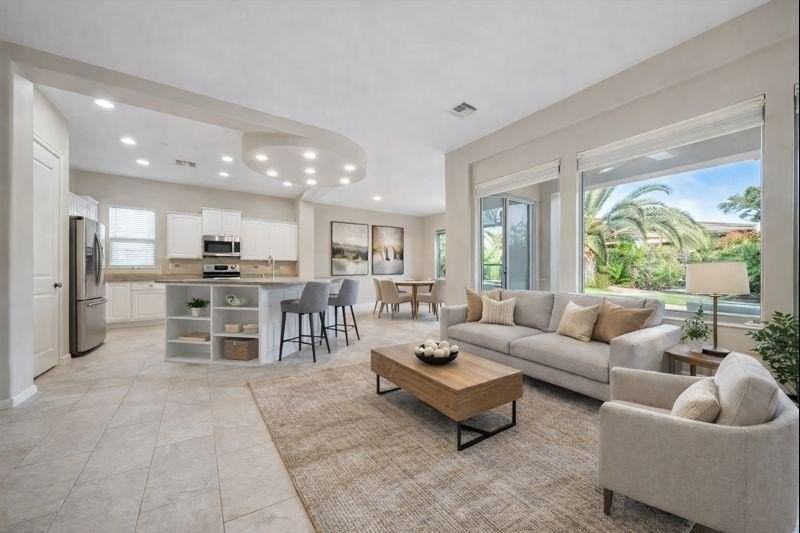 13042 W Pinnacle Vista Dr - Photo 2 of 21