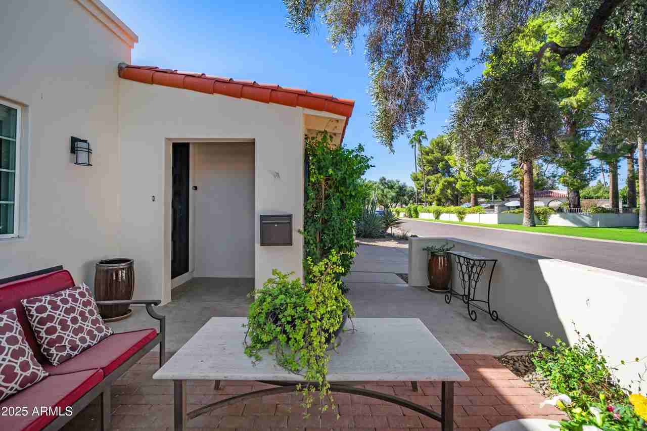 6953 E Lafayette Blvd - Photo 5 of 50