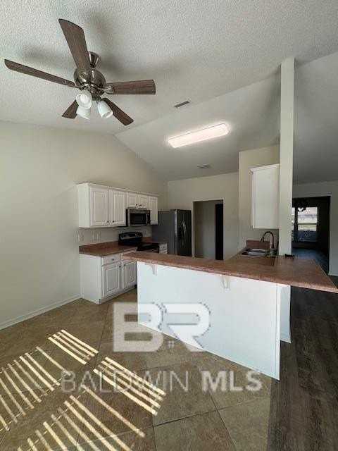 181 Pemberton Loop - Photo 5 of 12